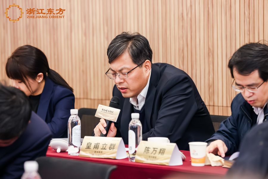 1673937493487495XYwZ.jpg 皇甫立群.jpg